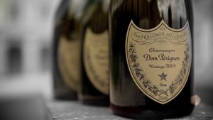 SPARKLING WINES AND CHAMPAGNES